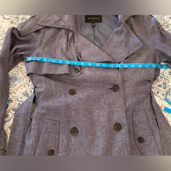 Trench Coat Banana Republic NWOT - Picture 3 of 7